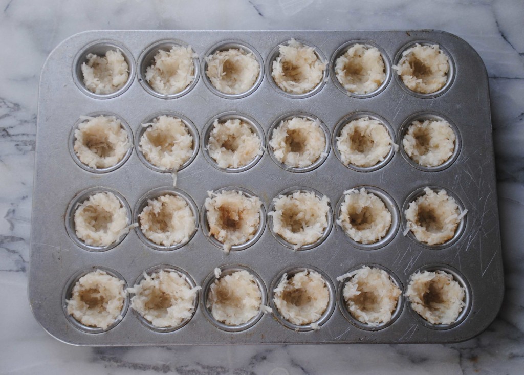 coconut macaroon nests step 1