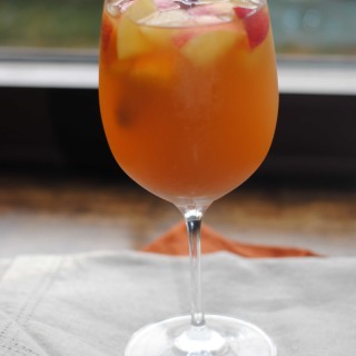 Sparkling Apple Cider Sangria